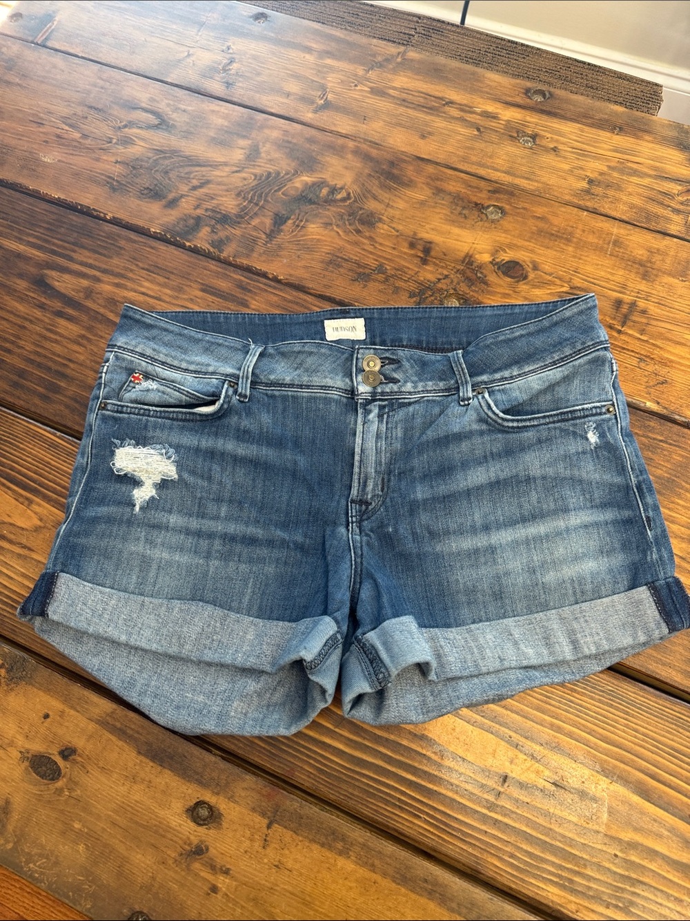 Hudson Croxley Mid Thigh Shorts.  Size 31. Gently worn.